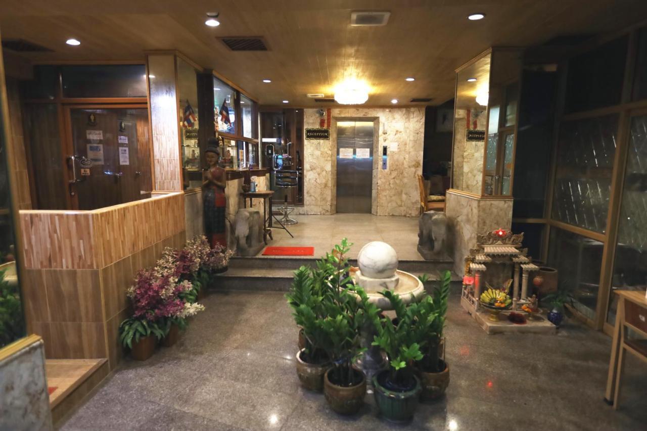 Thai Cozy House - Sha Certified Bangkok Exterior photo